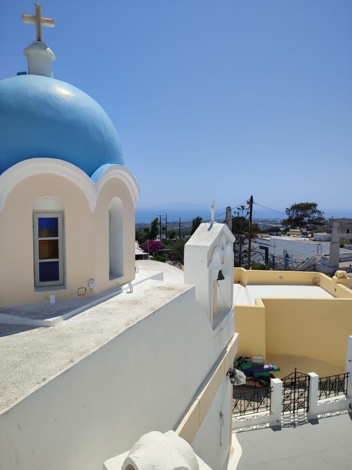 Fira Comfort Rooms Exterior foto