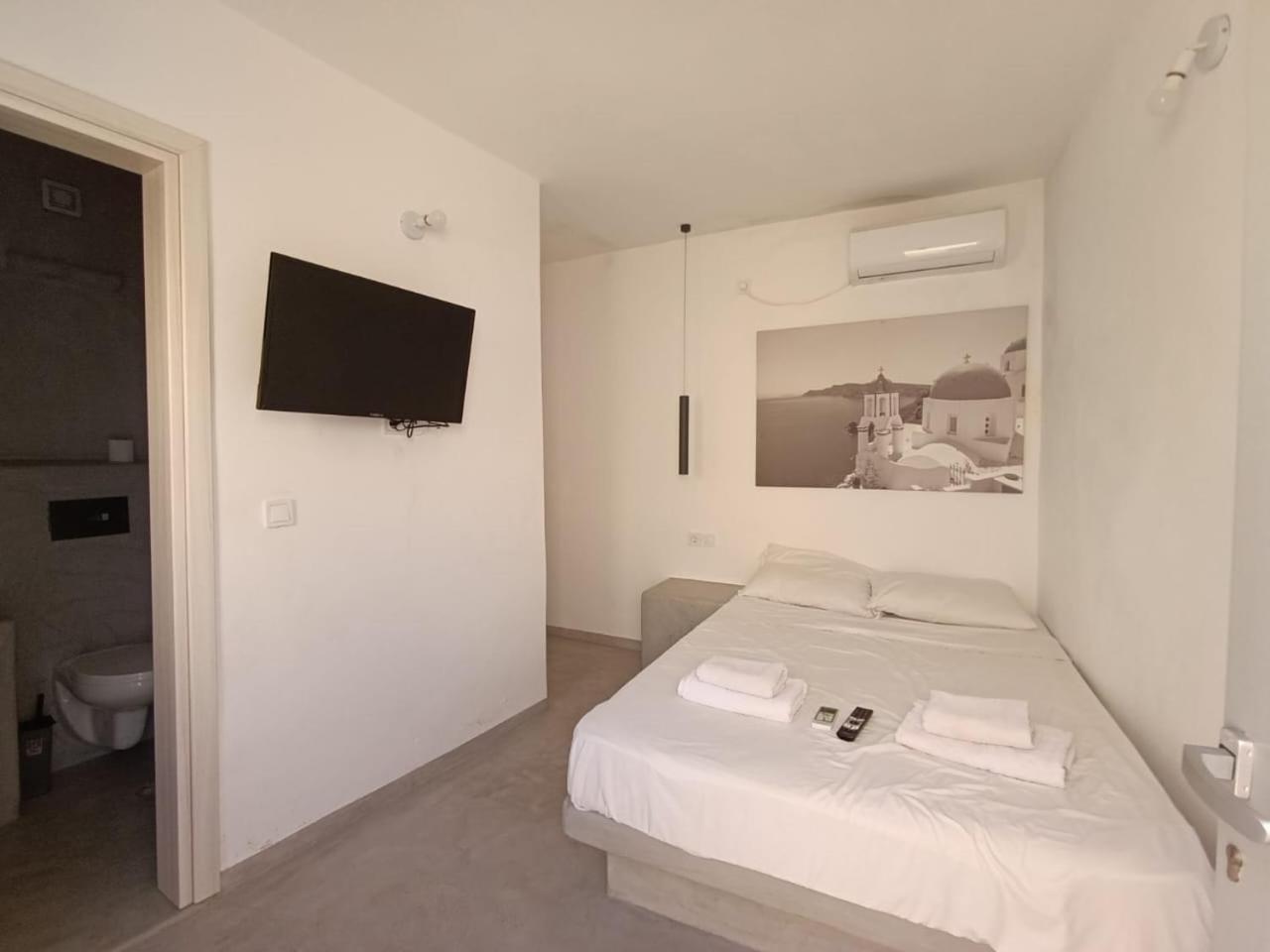 Fira Comfort Rooms Exterior foto